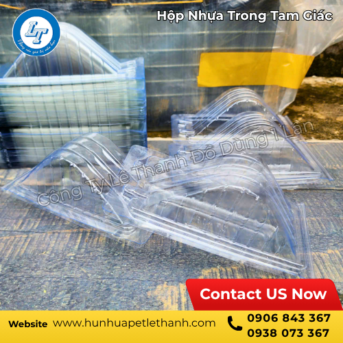 Hộp nhựa trong tam giác đựng sandwich, bánh ngọt giá rẻ 4 Hộp nhựa trong tam giác đựng sandwich, bánh ngọt giá rẻ 4