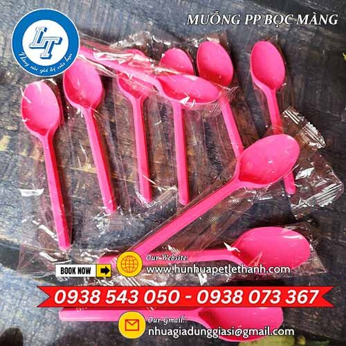 muỗng nhựa bọc màng màu hồng mua giá sỉ 6 muỗng nhựa bọc màng màu hồng mua giá sỉ 6