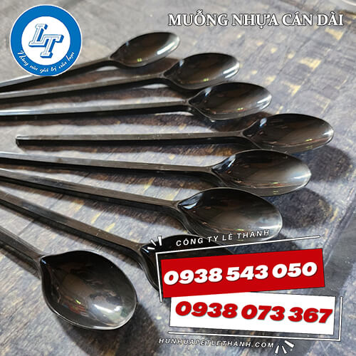 muỗng nhựa cán dài màu đen giá sỉ 4 muỗng nhựa cán dài màu đen giá sỉ 4