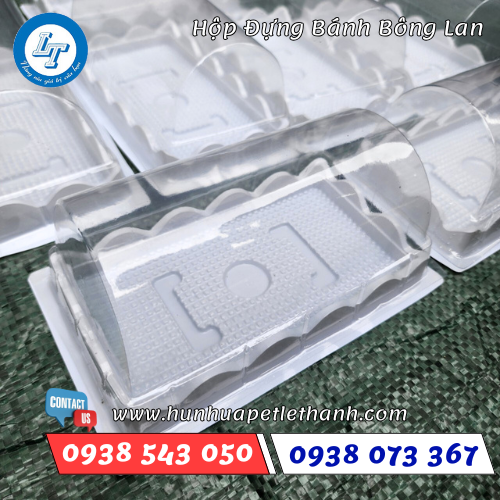 Hộp nhựa trong đựng bánh bông lan 3 Hộp nhựa trong đựng bánh bông lan 3