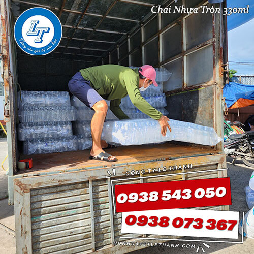 chai nhựa tròn nắp đen 330ml giảm giá sỉ rẻ chai nhựa tròn nắp đen 330ml giảm giá sỉ rẻ