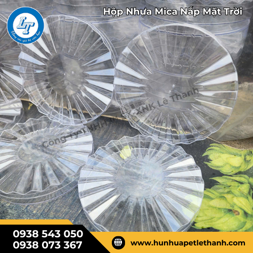 hộp nhựa mica nắp mặt trời sỉ bao giá rẻ đựng bánh mứt 4 hộp nhựa mica nắp mặt trời sỉ bao giá rẻ đựng bánh mứt 4