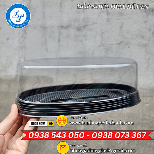 lấy giá sỉ hộp nhựa oval đế đen đựng bánh 1 lấy giá sỉ hộp nhựa oval đế đen đựng bánh 1
