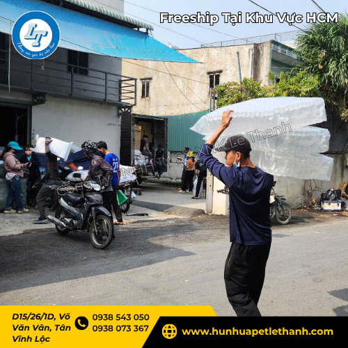 đặt liền tay hộp đựng bánh tam giác nhựa trong giá sỉ đặt liền tay hộp đựng bánh tam giác nhựa trong giá sỉ