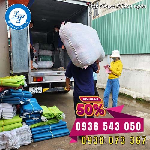 hộp nhựa đế đen HT12 dùng 1 lần giá sỉ. hộp nhựa đế đen HT12 dùng 1 lần giá sỉ.