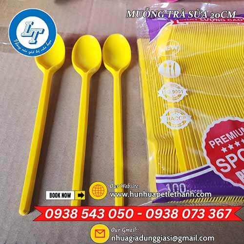 muỗng trà sữa dài 20cm giá rẻ thùng 2500 cái 4 muỗng trà sữa dài 20cm giá rẻ thùng 2500 cái 4