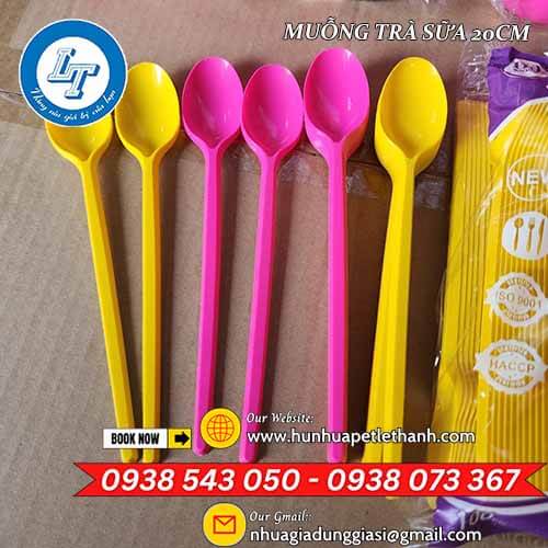 muỗng trà sữa dài 20cm giá rẻ thùng 2500 cái 3 muỗng trà sữa dài 20cm giá rẻ thùng 2500 cái 3