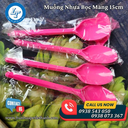 muỗng nhựa màu hồng giao sỉ giá rẻ 3 muỗng nhựa màu hồng giao sỉ giá rẻ 3