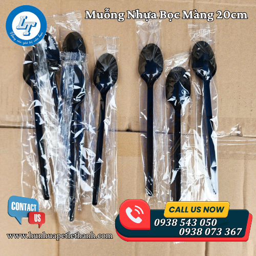 đại lý bỏ sỉ giá rẻ muỗng nhựa bọc màng 20cm màu đen 3 đại lý bỏ sỉ giá rẻ muỗng nhựa bọc màng 20cm màu đen 3