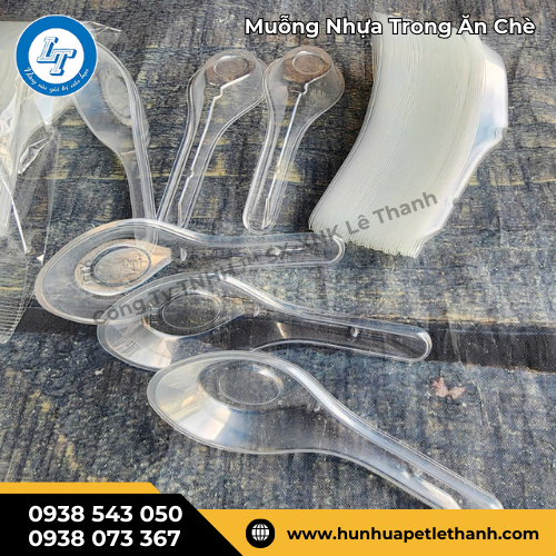 sẵn hàng muỗng nhựa trong ăn chè giá rẻ tận kho 4 sẵn hàng muỗng nhựa trong ăn chè giá rẻ tận kho 4