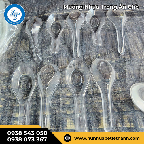 sẵn hàng muỗng nhựa trong ăn chè giá rẻ tận kho 2 sẵn hàng muỗng nhựa trong ăn chè giá rẻ tận kho 2
