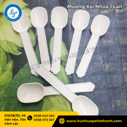 muỗng nhựa dùng 1 lần ăn xôi, chè mẫu phổ thông, giá rẻ 4 muỗng nhựa dùng 1 lần ăn xôi, chè mẫu phổ thông, giá rẻ 4