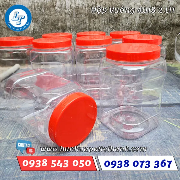 HỘP NHỰA VUÔNG A018 2000ML