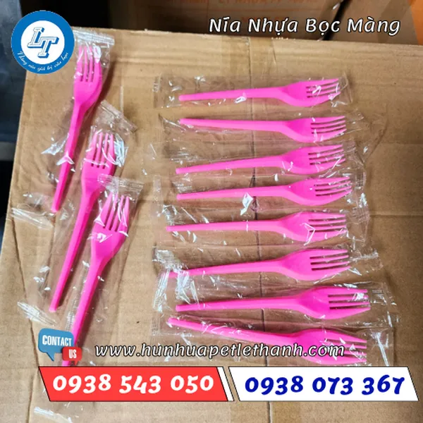 NĨA NHỰA BỌC MÀNG