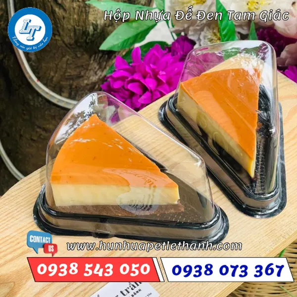 HỘP NHỰA TAM GIÁC ĐẾ ĐEN