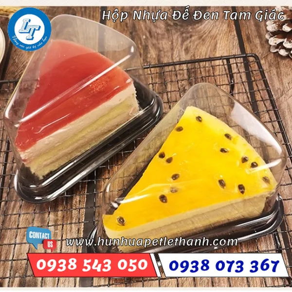 HỘP NHỰA TAM GIÁC ĐẾ ĐEN