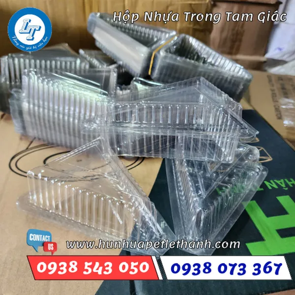 HỘP NHỰA TRONG TAM GIÁC
