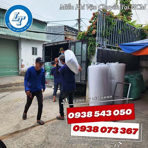 giá sỉ tô nhựạ đỏ đen có nắp dùng 1 lần giá sỉ tô nhựạ đỏ đen có nắp dùng 1 lần