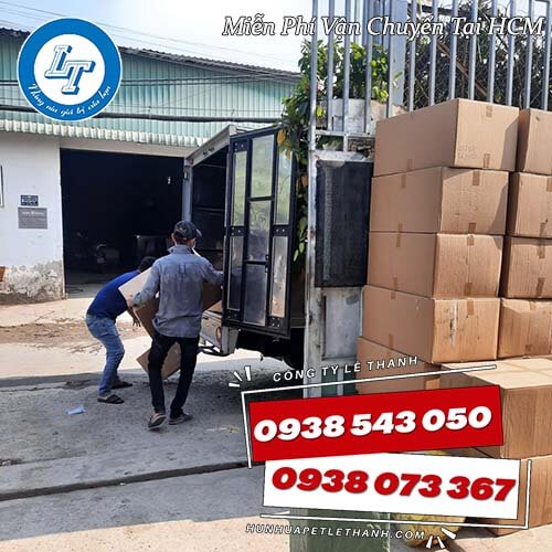 giá sỉ tô nhựạ đỏ đen có nắp dùng 1 lần giá sỉ tô nhựạ đỏ đen có nắp dùng 1 lần