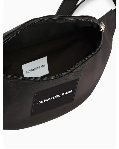 Túi Bao Tử Calvin Klein Nam 46202435 Black Recycled Polyester Street Pack