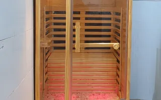 Phòng xông hơi hồng ngoại mini