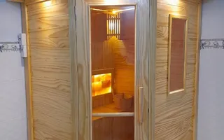 Phòng xông hơi khô gia đình chặt góc