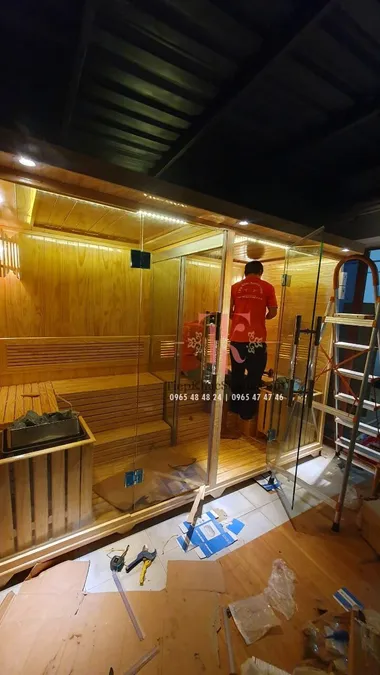 Bộ đôi phòng xông khô lắp đặt tại DOLE Beauty & SPA quận 2, HCM. Cao 2m, sâu 1m3, ngang tổng 2m8. Sử dụng tối đa 8 người/lần. Hình 4