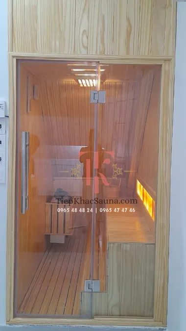 Phòng xông hơi khô dưới gầm cầu thang. Khách hàng tại Q4. HCM. Sử dụng tối đa 4 người/lần_Hình 3