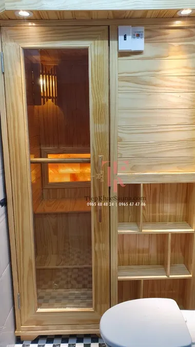 Phòng xông khô gia đình lắp đặt tại Ninh Kiều, Cần Thơ. Cao 2m, ngang 1m2, sâu 1m1. Sử dụng tối đa 2 người/lần. Hình 1