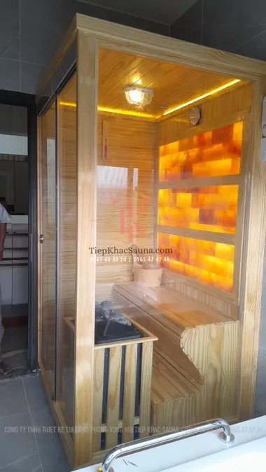 Phòng xông hơi gia đình lắp đặt tại quận 7, HCM. Cao 2m13, ngang 1m2, sâu 1m06. Sử dụng tối đa 2 người/lần xông. Hình 2