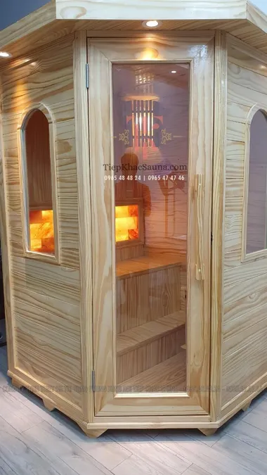 Phòng xông hơi khô đá muối lắp đặt tại Lan Anh SPA, Gia Nghĩa, Đăk Nông. Cao 2m, ngang 1m3, sâu 1m3. Sử dụng 2-3 người/lần xông. Hình 1/4