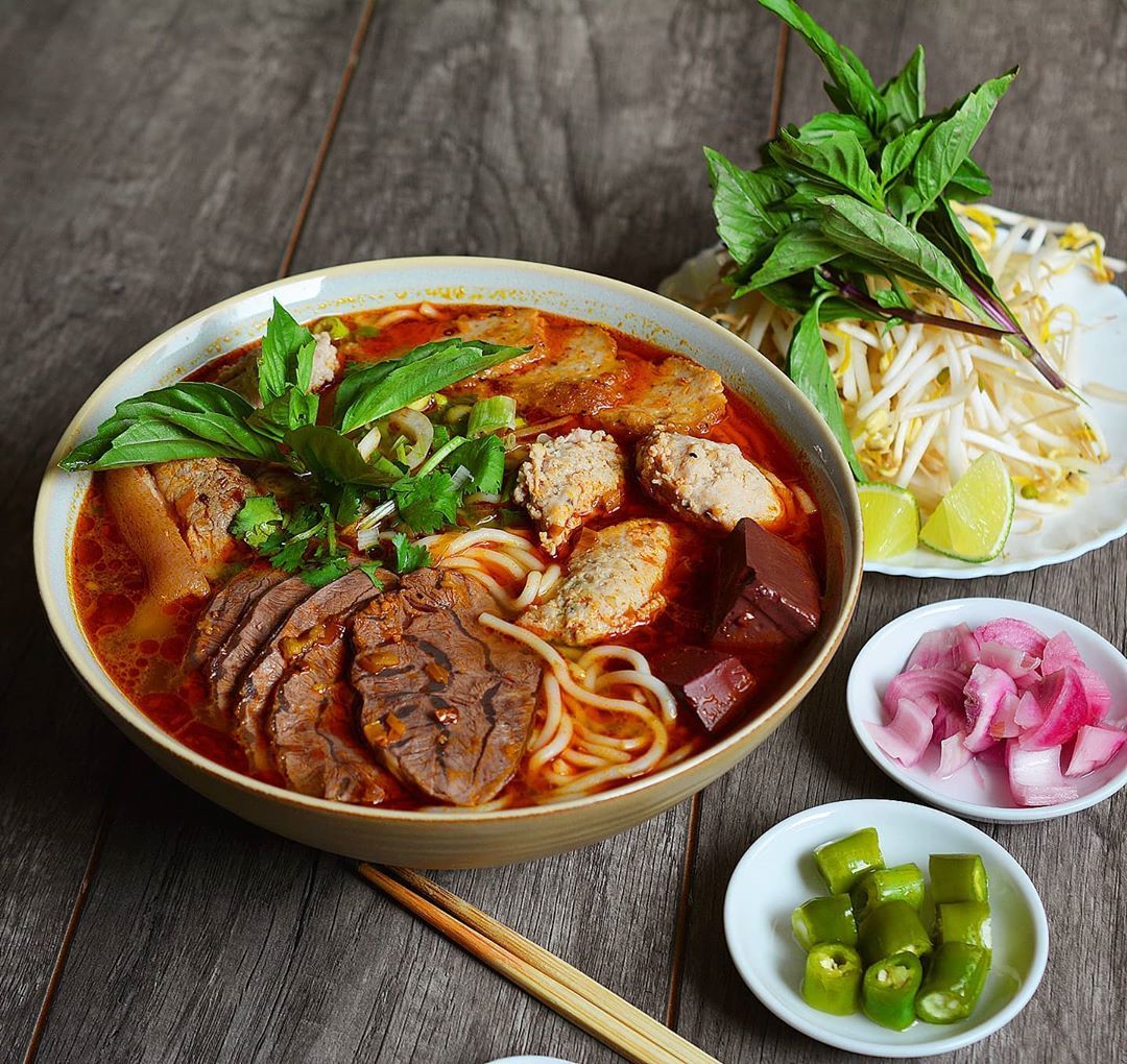 Giới Thiệu Bún Bò Huế