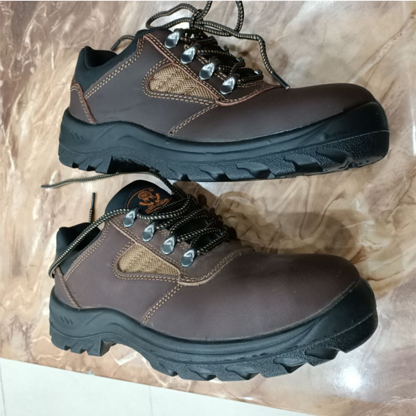 Giày bảo hộ cao cấp Xincaihong 89524 Chính Hãng Giá Tốt