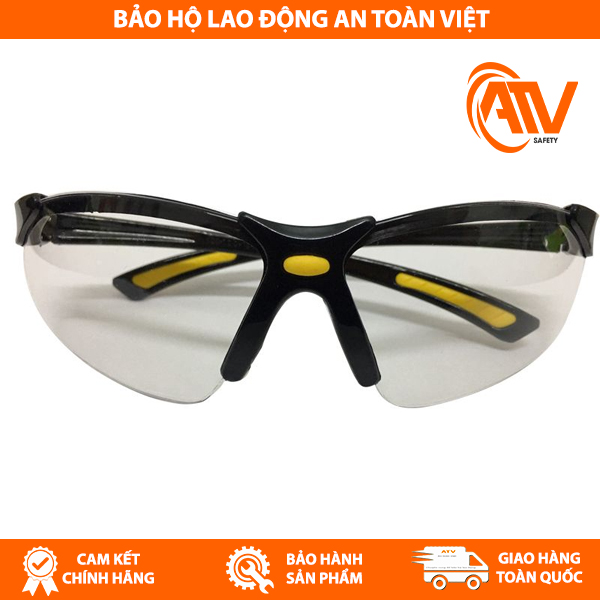 Kính Bảo Hộ Safegear P620 Đài Loan chống tia UV tuyệt đối