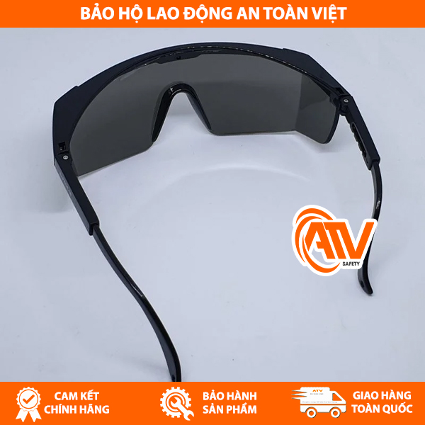 Kính Bảo Hộ Safegear P650-A thiết kế thoải mái, ôm sát khuôn mặt