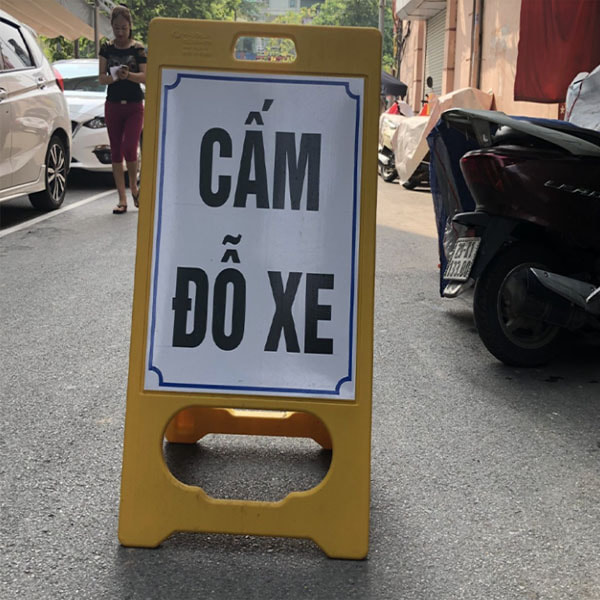 Biển cảnh báo chữ A