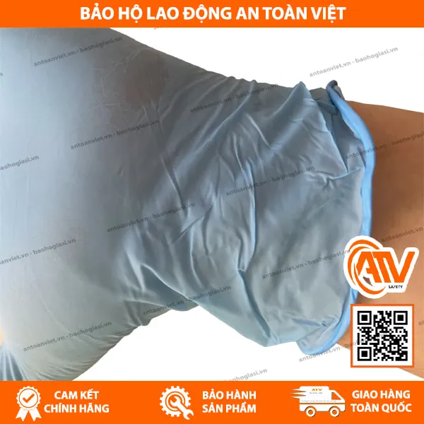 Găng Tay Y Tế Không Bột Nitrile Vietglove Ezcare Màu Xanh