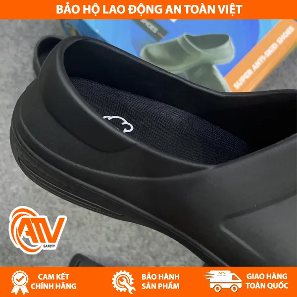 Giày Bảo Hộ Bếp Hestia Siêu Nhẹ