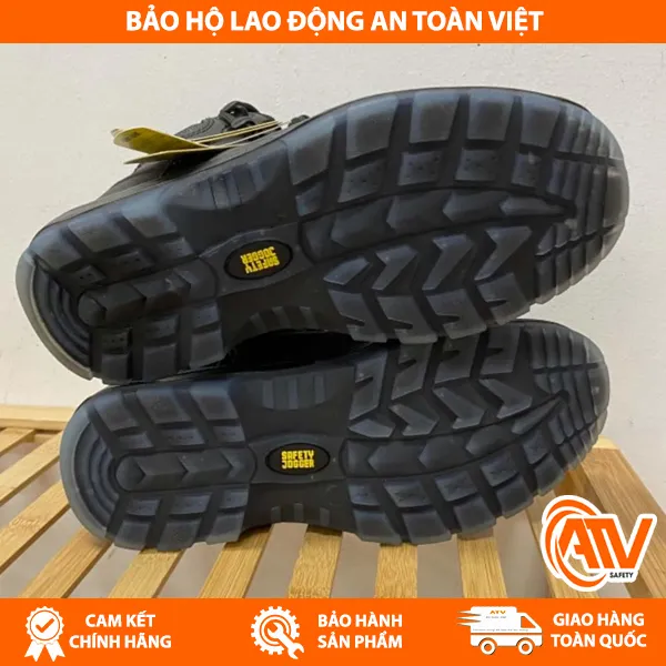 Giày Bảo Hộ Jogger Cosmos