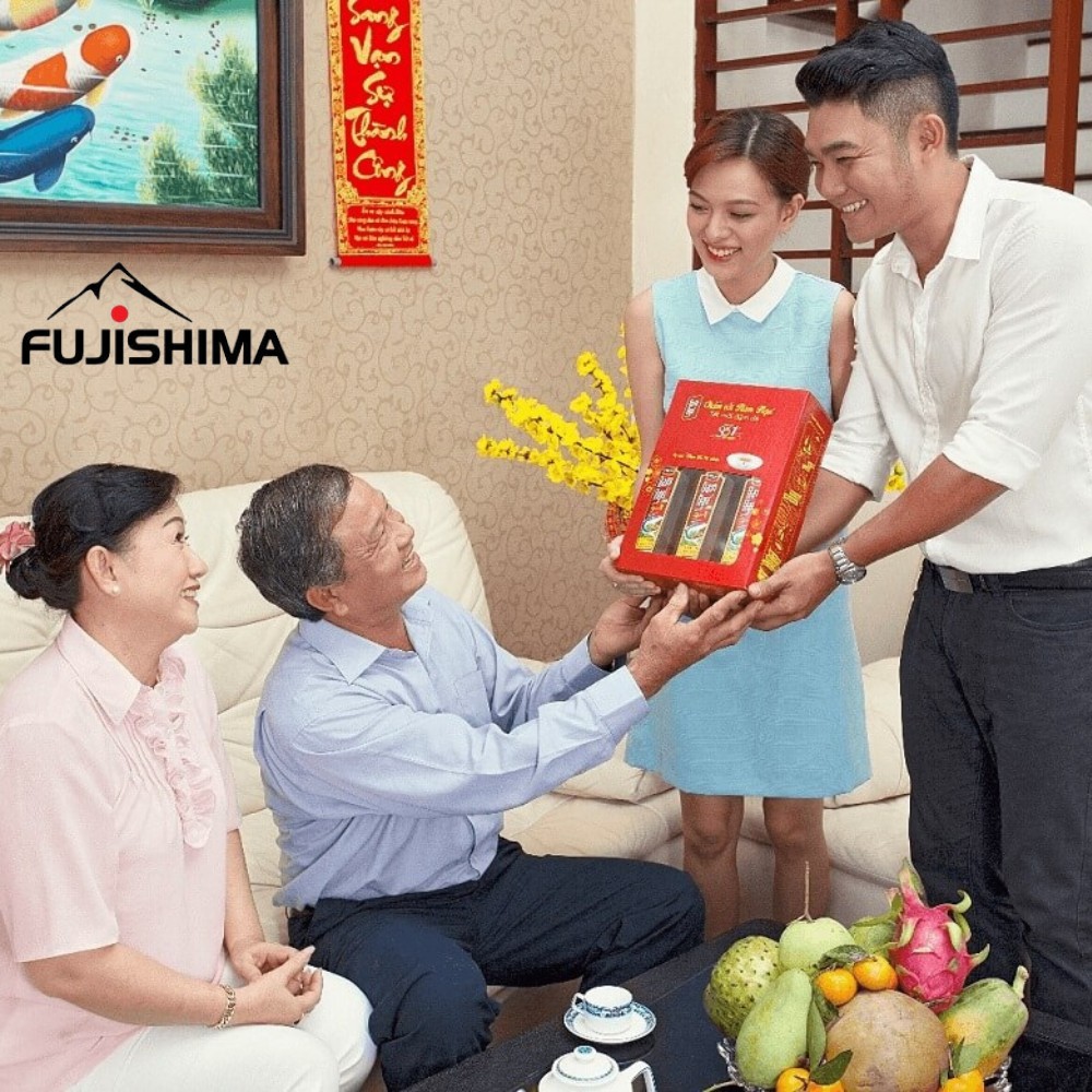 biếu quà cho bố mẹ người yêu