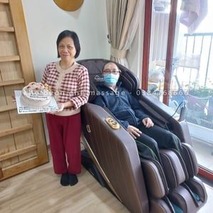 [10 Món Quà] Nên Tặng Vào Ngày Giáng Sinh Cho Bố Mẹ Ý Nghĩa Nhất