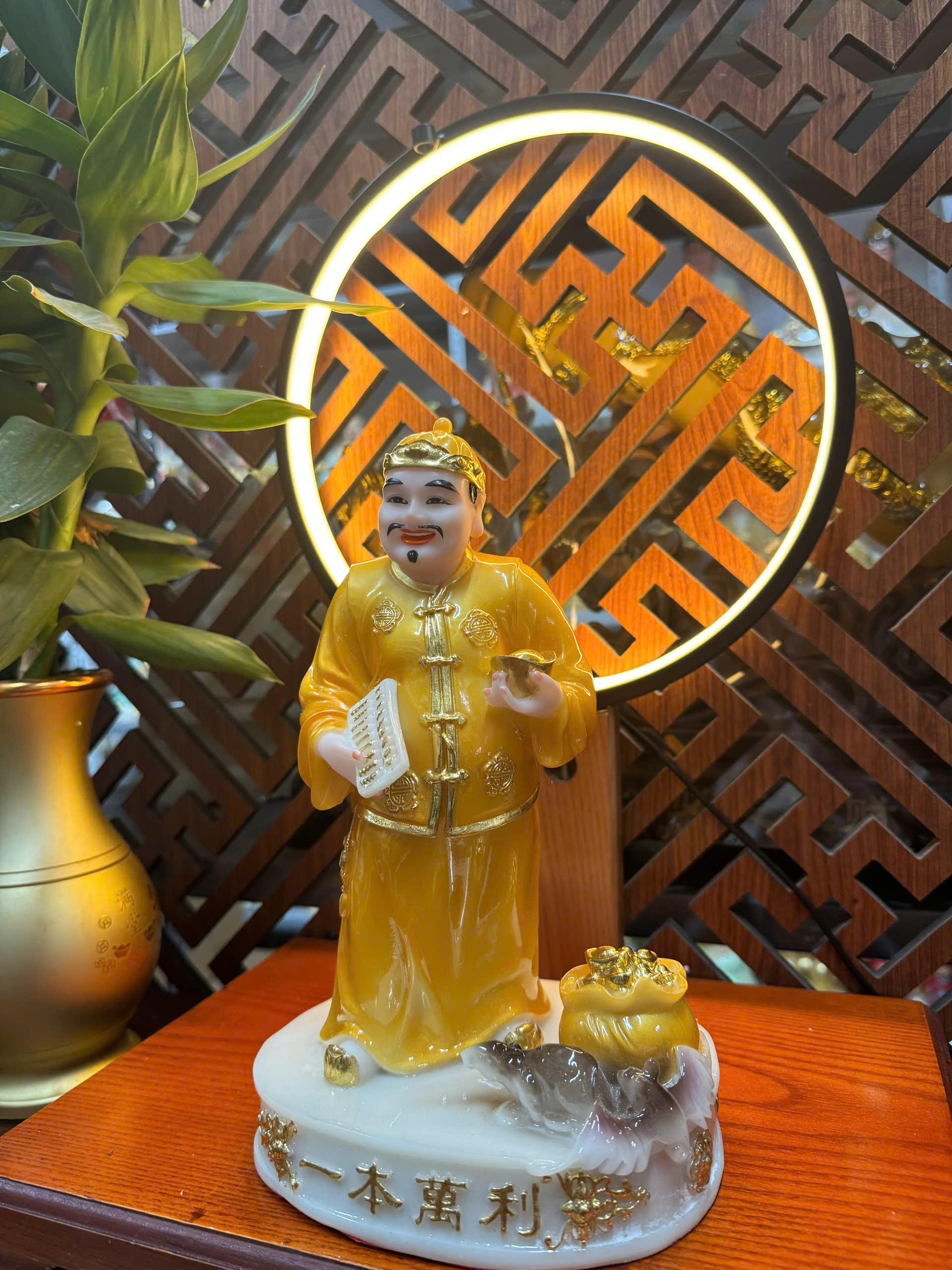 Tượng Quản Gia Tượng Quản Gia