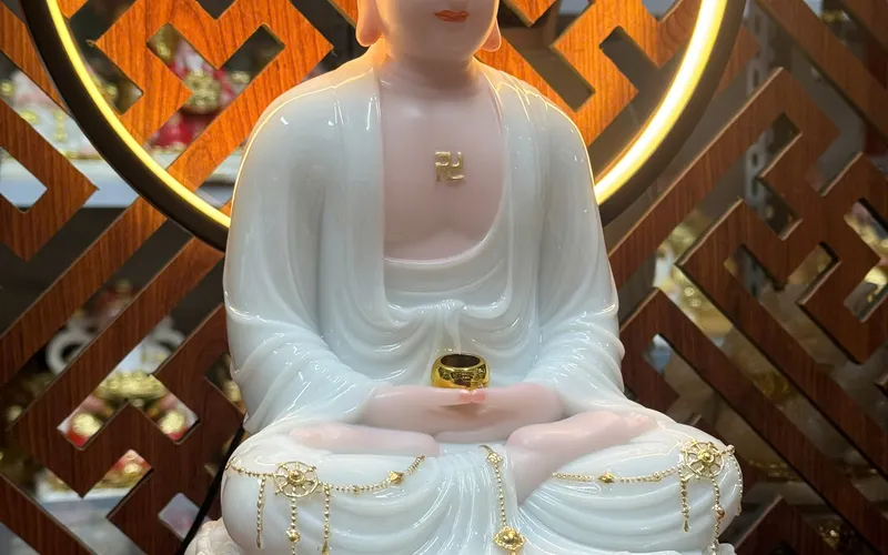 Tượng Phật A Di Đà