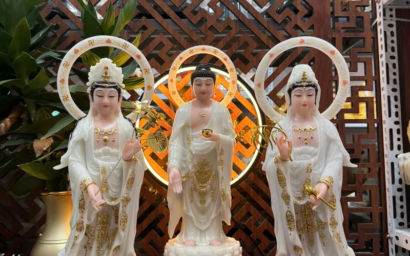 Tây Phương Tam Thánh Phật đứng