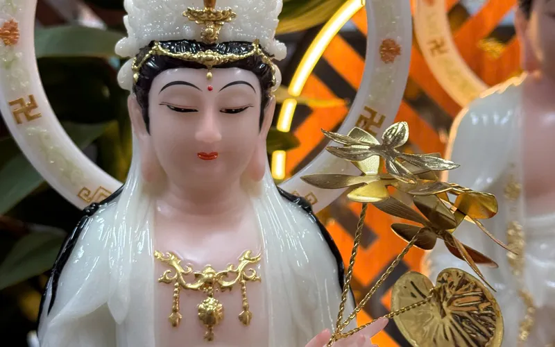 Tây Phương Tam Thánh Phật đứng