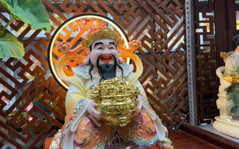 Thần Tiền rồng