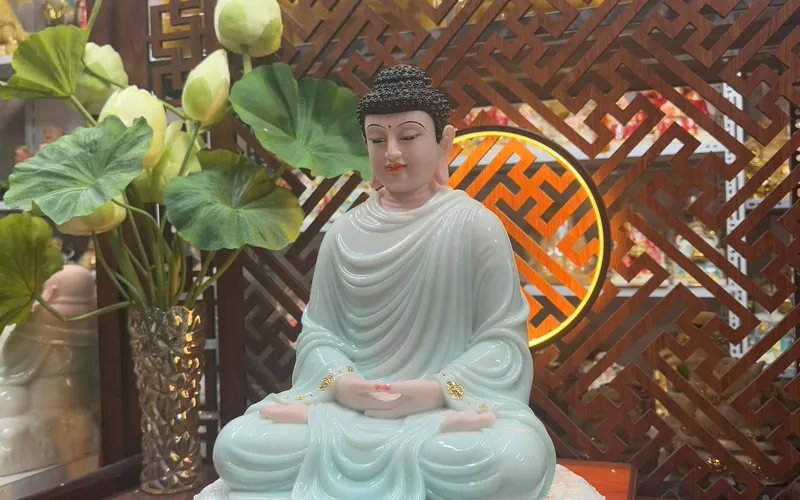 Tượng Phật Thích Ca Mâu Ni