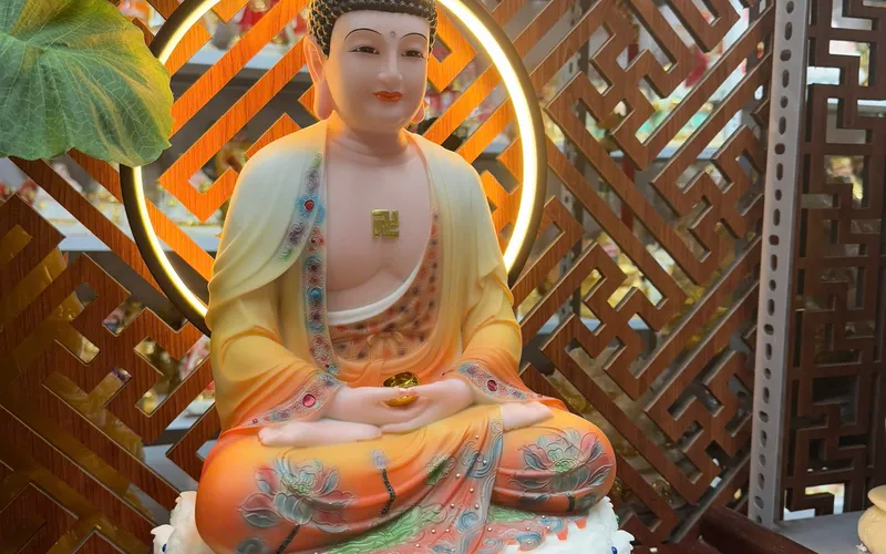 Tượng Phật A Di Đà 