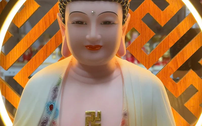 Tượng Phật A Di Đà 