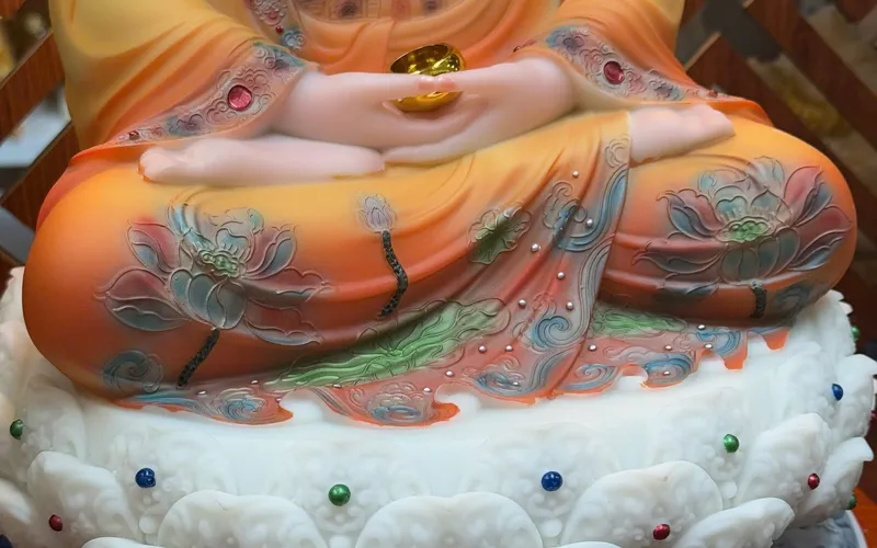 Tượng Phật A Di Đà 